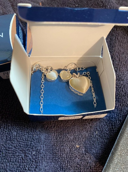 3 Avon Cat?s Eye Heart Birthstone gift sets new in box