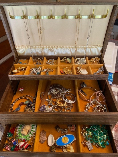 3 tier jewelry box with fashion jewelry