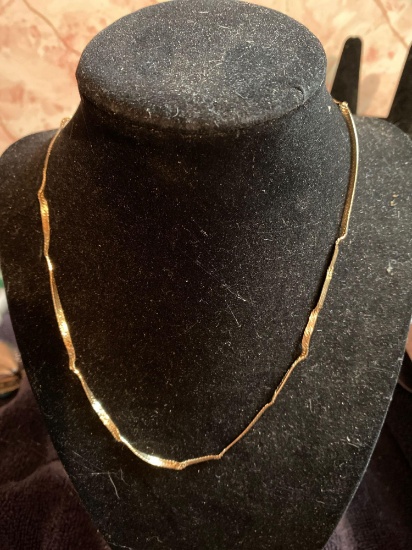 14k yellow gold herringbone necklace