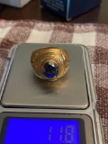 Wonderful unique large antique Gold ring with Center stone. See Description