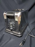GE 2 slice toaster, Model169207