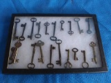 Skeleton and Accessory Keys in Clear Cover Box