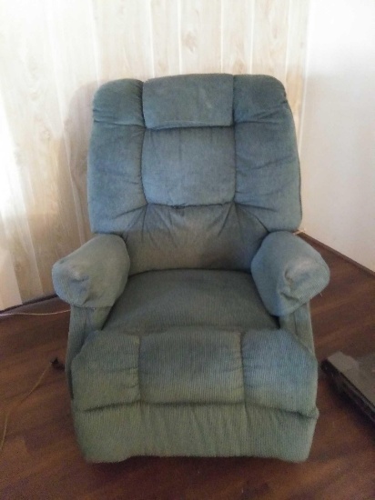 Blue Manual Kickout Reclining Chair