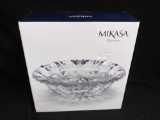 IN Box MIKASA Blossom Centerpiece Bowl, 13.5