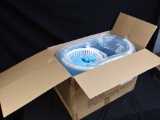 NEW IN BOX hurricane 360... Spin Mop