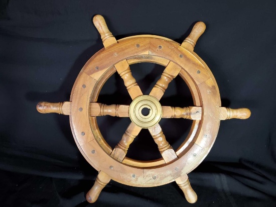 Solid and Sturdy! Ships Navigational Wheel, brass center post