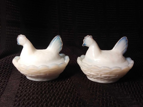 Pair of Vintage Nesting Hen lidded dishes