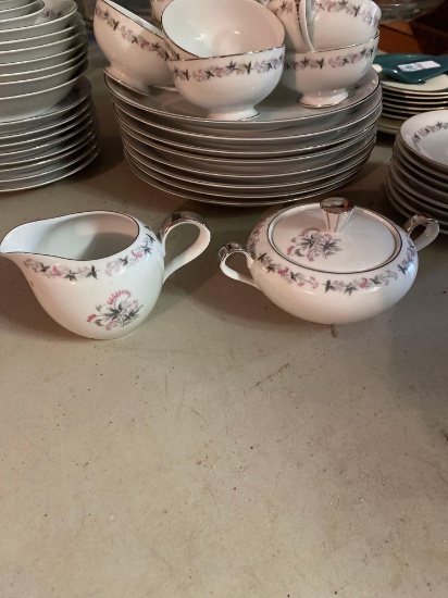 Empress Pink Valley China set service for 8