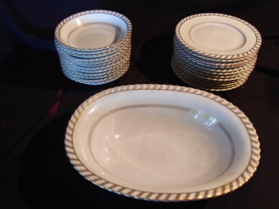 (25) Pc. Impressive Golden Franconia/Krautheim La Princess China Dining Plates and Serving Bowl