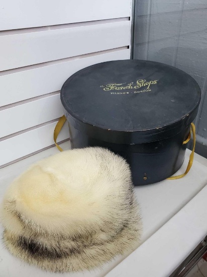 Vintage FILENE'S FUR Hat with Hat Box THE FRENCH SHOPS, Boston