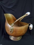 Copper Lion-headed, blue and white ceramic handled Pitcher Basin