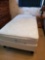 SLEEP NUMBER twin Bed, 4000 model, CLEAN! plus pillows, sheets, quilt