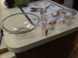 (4) Pc - Pyrex Mixing Bowl and Measuring Cups