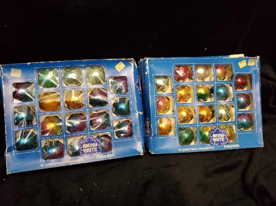 (36) SHINY BRIGHT 2 packs Vintage Poloron Glass ornaments, Christmas holiday bulbs