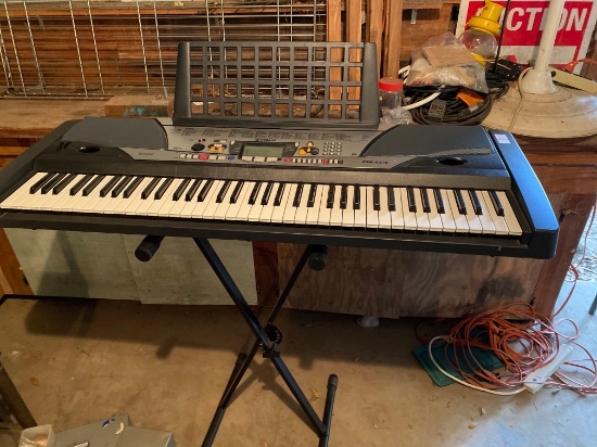 Yamaha PSR-GX76 Electric piano keyboard with adjustable stand