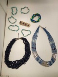 GREAT GROUPING OF BEAUTIFUL BEADED BLUE AND COLORFUL JEWELRY, BRACELETS AND NECKLACES