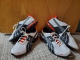 (2) pair PUMA mens Sneakers/shoes