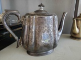 Walker & Hall silver Cutler and silversmith's teapot, vintage
