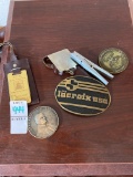 Gentleman?s lot with Bronze Belt Buckle, silver and bronze coins, with metal Golf bag tags