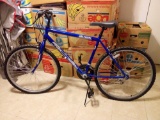 GOOD CONDITION BLUEB ROADMASTER ELEVATION ADULT BICYCLE