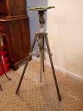 BIG BEEFY SOLID METAL TRIPOD