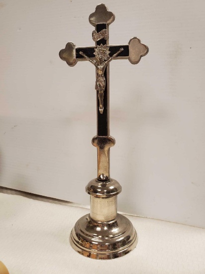 BEAUTIFUL METAL ALTAR CRUCIFIX