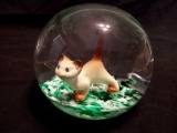 VINTAGE GIBSON CAT 1995 GLASS PAPERWEIGHT