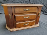 Wooden 5 compartment Jewelry music box, vintage