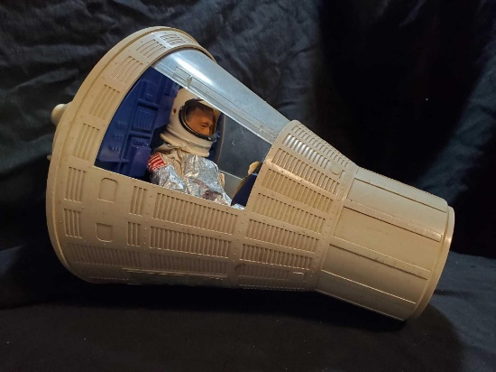 1966 OFFICIAL GI JOE SPACE CAPSULE WITH ASTRONAUT