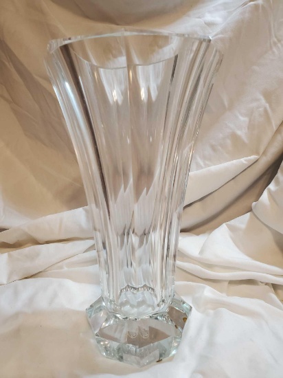 MOSER CRYSTAL UNITY VASE