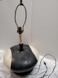 Awesome BLACK WHITE Vintage table lamp, very heavy