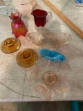 7 pieces colored vintage and antique glass including carnival