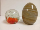 PAIR OF VINTAGE PAPERWEIGHTS INCLUDING FLORAL BUBBLE AND SWIRL SHELL