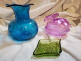Vintage colored glass grouping including depression petite tray, Bicentennial blue, pink Bunny