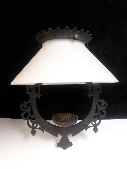 1800s BRADLEY HUBBARD CAST IRON HANGING LAMP