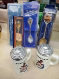 Baltimore Orioles salt and pepper shaker plus collector Spoons