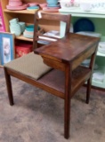 CHARMING VINTAGE TELEPHONE TABLE WITH BENCH