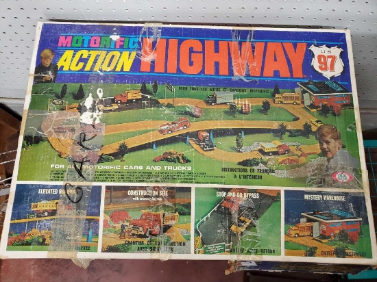 Ideal MOTORIFIC Action HIGHWAY, US 97
