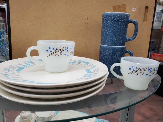 Vintage dishes and coffee mugs including termocresa, Royal China blue heaven, anchor hocking