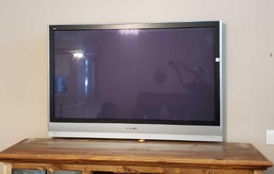 PANASONIC VIERA 58" HDTV- model TH-58PX60U