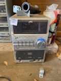 MINI JVC STEREO WITH DETACHABLE SPEAKERS, WIRED