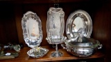 VARIOUS SILVER PLATE SERVING INCLUDING SHERIDAN, WM ROGERS, INTERNATIONAL SILVER PLATE,