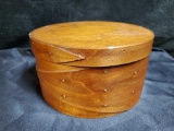Vintage Shaker Wood Lidded Box w/ 2 strap Construction