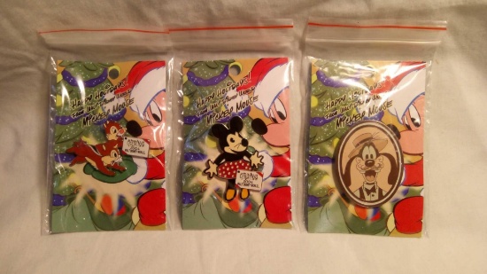(3) NEW Disney Christmas Happy Holidays 2004 Pin Pursuits, GOOFY, MINNIE, CHIP AND DALE