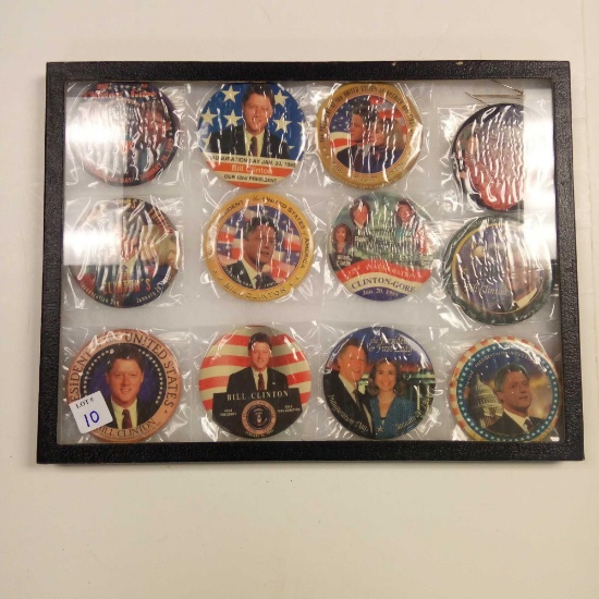 GLASS DISPLAY TRAY OF BILL CLINTON/ AL GORE CAMPAIGN PINS, vintage