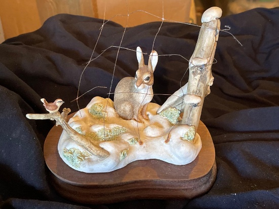 Lowel Davis Schmid Figurine Rabbit- Peter and The Wren- Statue
