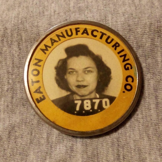 Mid-Century? Eaton Manufacturing Company Employee/Worker Badge No. 7870, w/ Photo Female