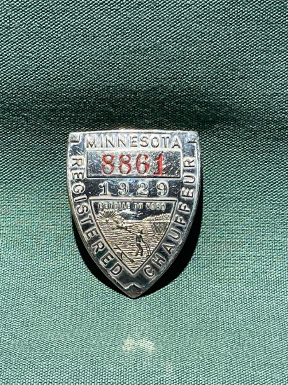 1929 REGISTERED CHAUFFEUR BADGE, MINNESOTA, No. 8861