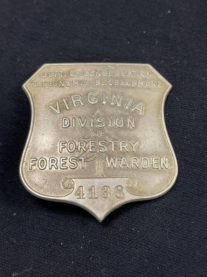 VINTAGE BADGE #4138, DEPARTMENT OF CONSERVATION, ECONOMIC DEVELOPMENT, VIRGINIA DIVISION OF FORESTRY