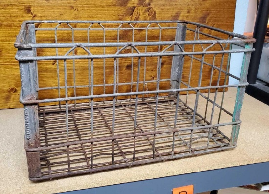 AWESOME THICK METAL CRATE, SHAMROCK CO, GREEN TINT